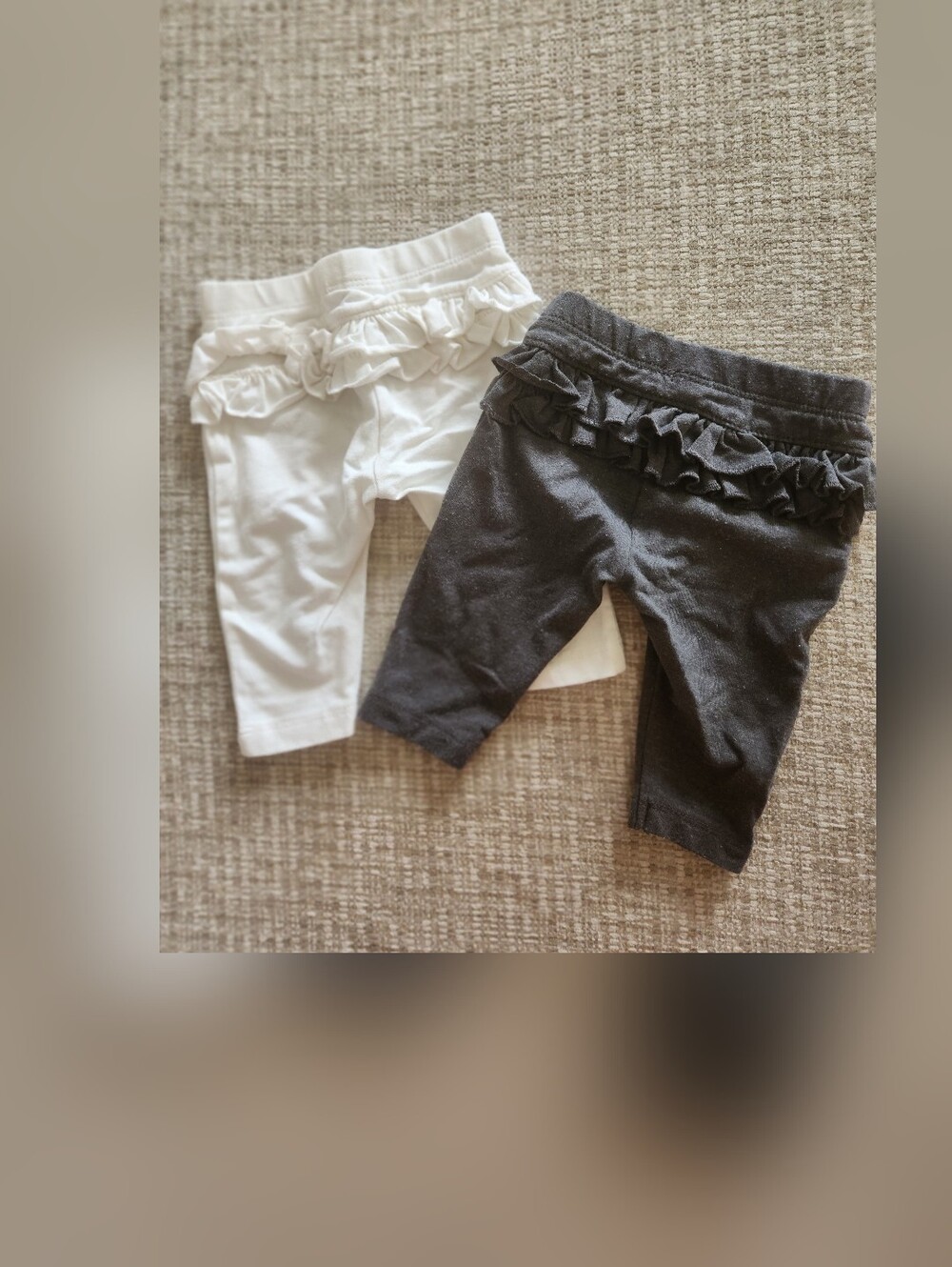 2 Ruffle Bum Leggings